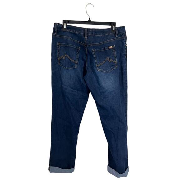 Max Studio Straight Denim Jeans Womens Size 6 Blue Stretch Mid Rise - Picture 2 of 7
